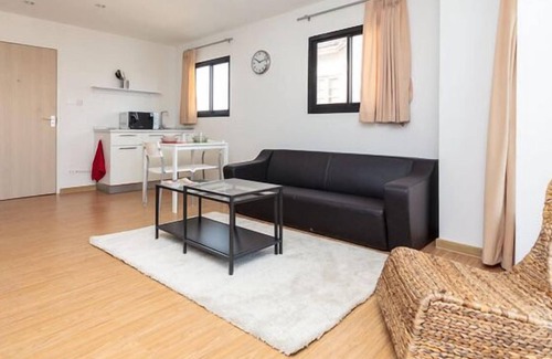 Suan Luang Apartment | UTD Aries Hotel & Residence