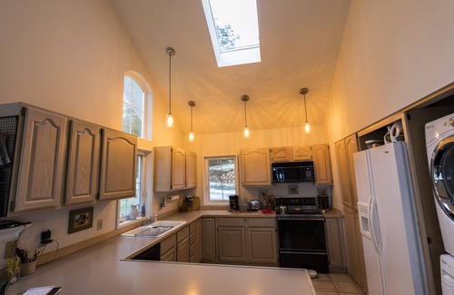 Friday Harbor House | Utter Seclusion on 600 Feet of Waterfront , Free WiFi