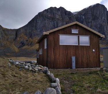 Værøy House | Værøy Old Airport