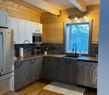 L'Anse-Saint-Jean Apartment | Vébron 1