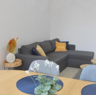 Balatonalmadi Apartment | Vöröskő Apartmanház