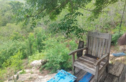 Ninh Hai Ski Chalet | vườn đá stone garden