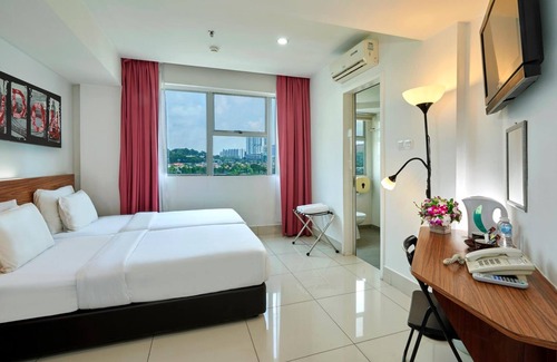 Bandar Tasik Selatan Hotel | V Hotel
