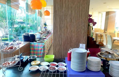 Nai Mueang Hotel | V-One Hotel Korat