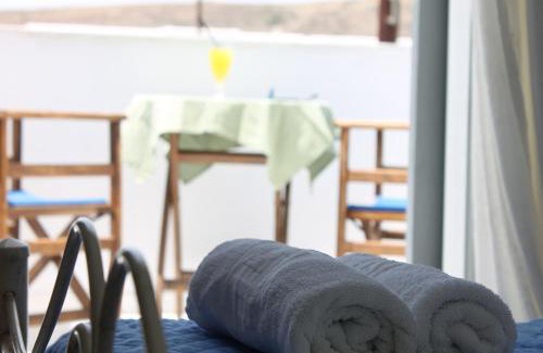 Apollonia Hotel | V-rooms in Milos Cyclades