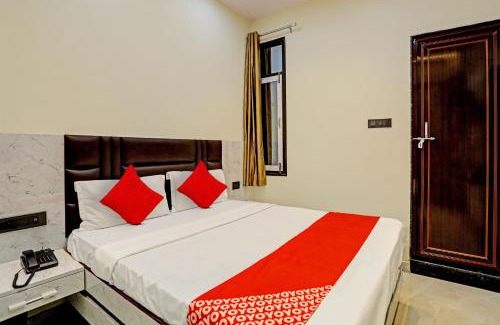 Kanpur Hotel | V.V Hotel