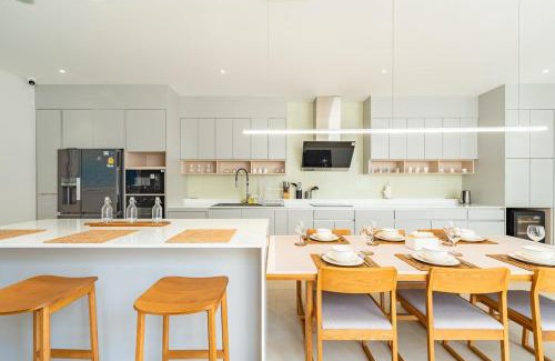 Si Sunthon Villa | V183 Lux Pride Villas 3BR Private Pool Retreat