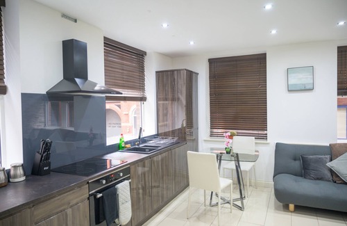 Leeds City Center Apartment | V2 Residence