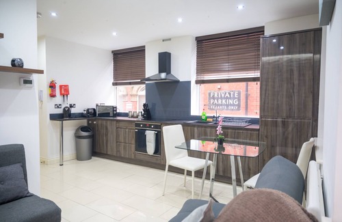 Leeds City Center Apartment | V2 Residence