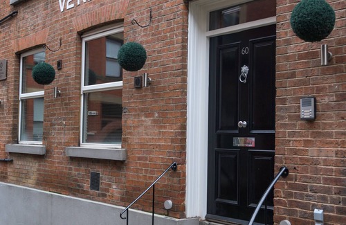 Leeds City Center Apartment | V2 Residence
