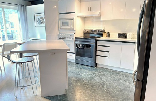 Saint Ferreol les Neiges Villa | [V31] 5 bedroom Villa with spa at Mont Sainte-Anne near Quebec City, Le Massif