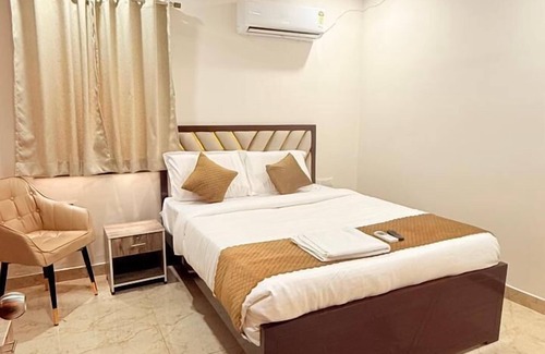 Hyderabad Hotel | Vaaraahi Hotel