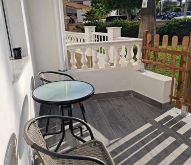 Roquetas de Mar Apartment | Vacaciones en Primera Linea de Playa