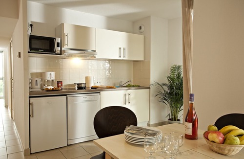 Cagnes-sur-Mer Apartment | Vacancéole - Résidence Le Crystal