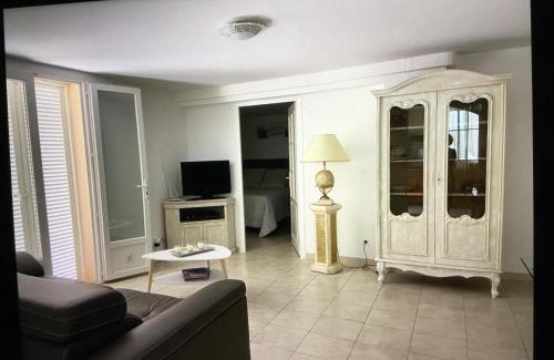 Alata Apartment | Vacances paisibles