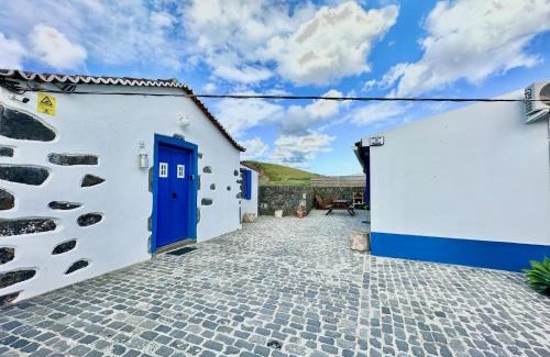Ribeira Grande House | Vacas Felizes Villas