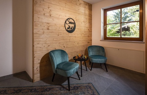 Konigssee Apartment | Vacation apartment Königssee, 1-4 persons, 104 sqm, 2 bedrooms, balcony with mountain view