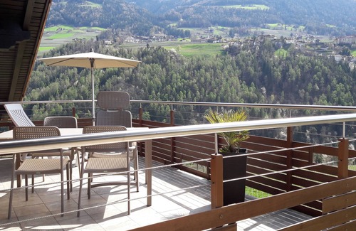 Caines Apartment | Vacation apartment with large panoramic balcony and organic natural bathing pond
