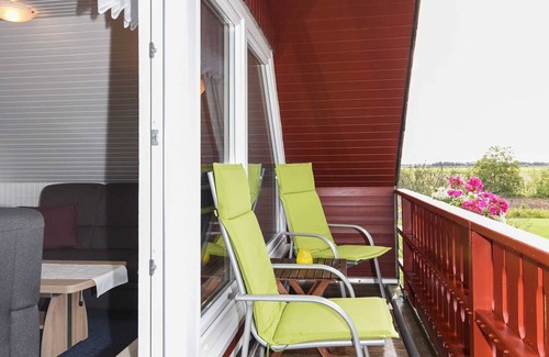 Neuharlingersiel Apartment | Vacation apartment Spiekeroog in the Pension Marlies - Holiday apartments in the hotel