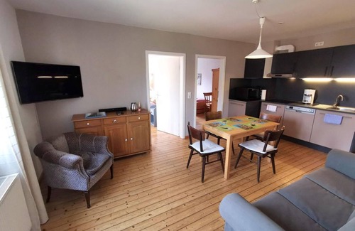 Neumagen-Dhron Apartment | Vacation apartment Laudamusberg - Holiday lodge by Scotti