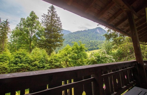 Weissbach an der Alpenstrasse Apartment | Vacation apartment 1 - Haus Hochhäusler