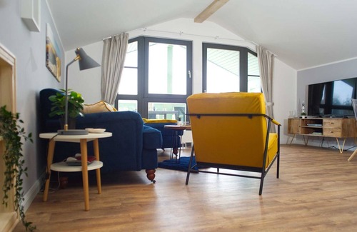 Neuensien Apartment | Vacation apartment 06 in house Wizlaw with lake view - Wizlaw 6