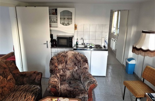Kachlin Apartment | Vacation apartment 1 - Stork view