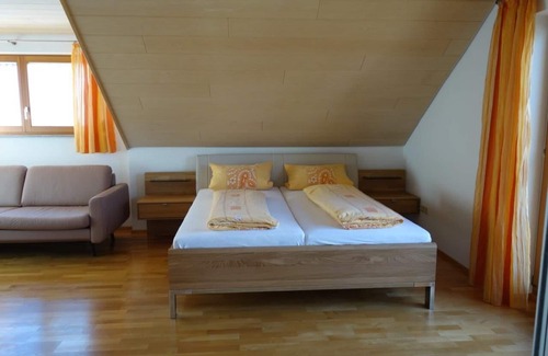 Frickingen Apartment | Vacation apartment, 75sqm, 2 bedrooms, max. 4 persons