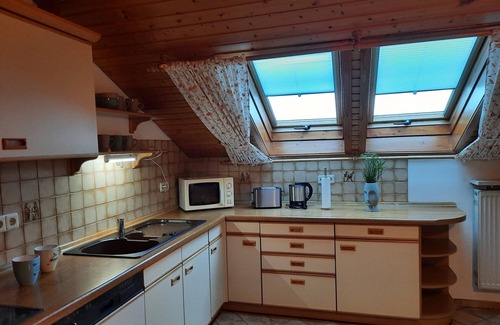 Riedenburg Apartment | Vacation apartment (90sqm) in a quiet location right on the edge of the forest