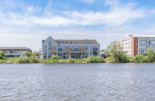 Norderhafen Apartment | Vacation apartment Auszeit am Deich on Nordstrand for up to 4 people