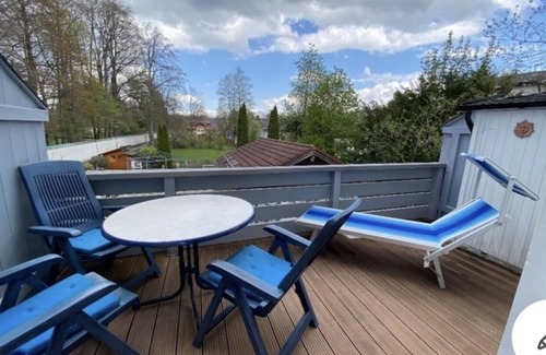 Bad Toelz Apartment | Vacation apartment Am Franziskanergarten "Apartment Scharfreuter" with balcony