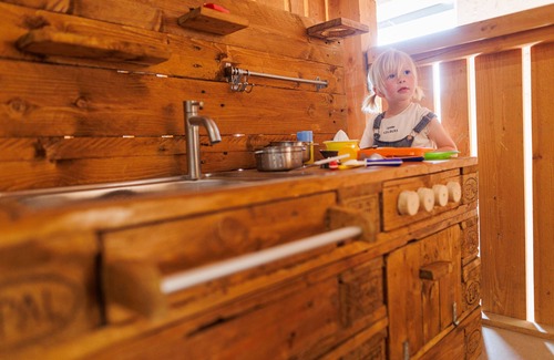 Gunzenhausen Apartment | Vacation apartment for families with play facilities and nature