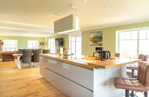 Klein Upahl Apartment | Vacation apartment/apartment for 6 guests with 200m² in Klein Upahl (126552)