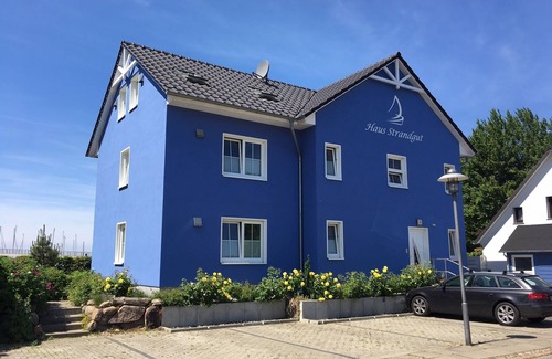 Wiek Apartment | Vacation apartment Donnerkeil