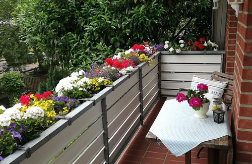 Hamburg-Mitte Apartment | Vacation apartment Elbinsel, in the countryside and close to the city center 12-0012028-19