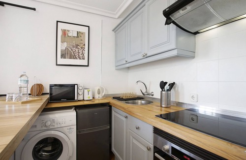 San Miguel de Abona Apartment | Vacation Apartment 'Golf and Sunset' with Sea View, Wi-Fi and Air Conditioning