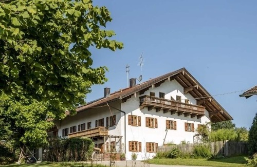 Oberndorf Apartment | Vacation apartment Fraueninsel 60sqm, 2 bedrooms, fireplace