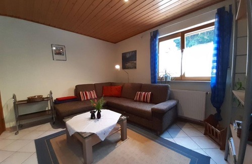 Rinnthal Apartment | Vacation apartment I with access to the garden - Ferienwohnungen Röller