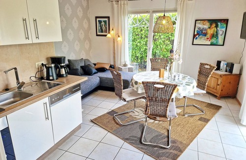 Wismar Apartment | Vacation apartment in the Künstlerhaus - ABC597
