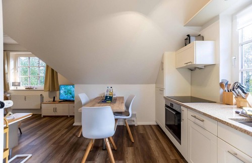 Oldsum Apartment | Vacation apartment Klintum - pure idyll and very quiet