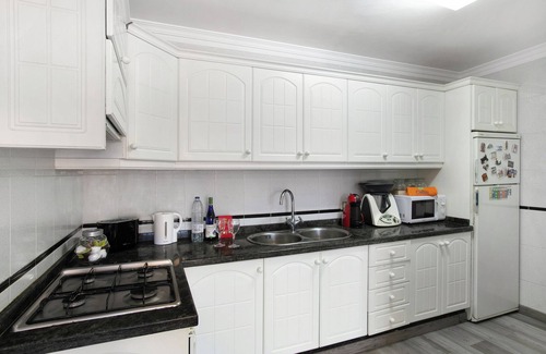 San Andres Apartment | Vacation Apartment 'Las Teresitas Beach' with Mountain View, Balcony and Wi-Fi