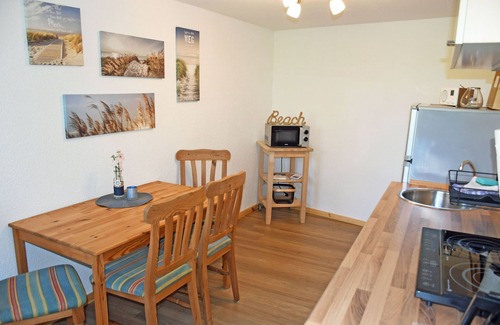 Altefaehr Apartment | Vacation apartment Lee (R) - Holiday home to the harbor in Altefähr