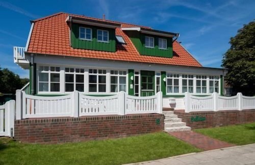Spiekeroog Apartment | Vacation apartment Nordhof in Haus Bullerbü