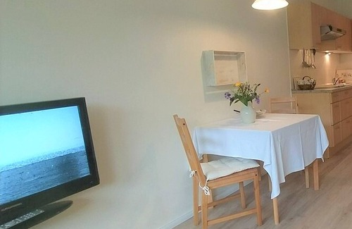 Krummsee Apartment | Vacation apartment no. 11 Gartenglück, upper floor, 39sqm, 1 bedroom, max. 2 persons