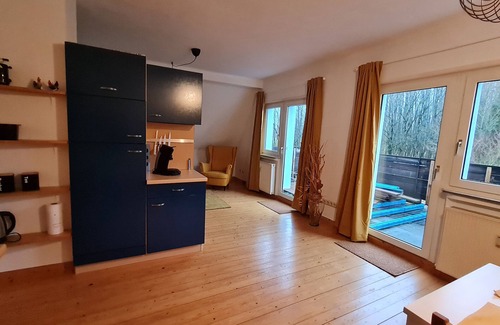 Halbs Condo | Vacation apartment Ollywood HILL with balcony, nature vacation in the high Westerwald