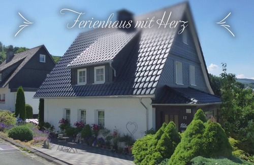 Assinghausen Apartment | Vacation apartment Olsberg with garden terrace, 100sqm, 3 bedrooms, max. 7 persons