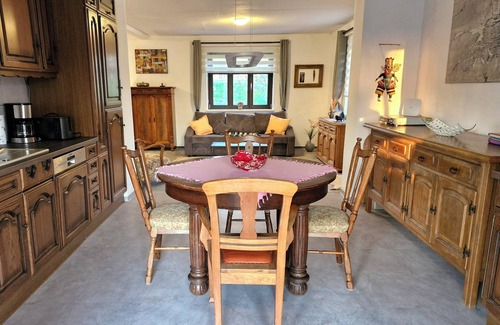 Mirow Apartment | Vacation apartment on Herrensteig and Lake Mirower with conservatory and terrace