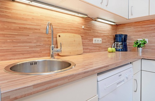 Neukirchen Apartment | Vacation apartment Perlenschale with terrace in Holstein Switzerland
