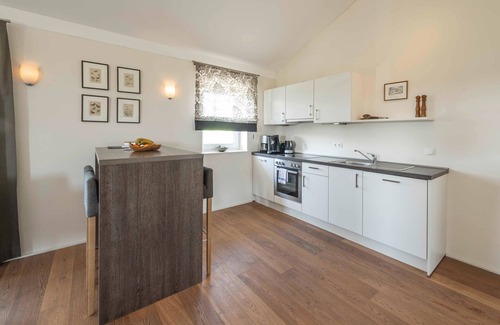 Eckersdorf Apartment | Vacation apartment Red Hill - Sana e Salva