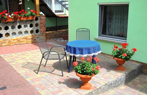 Kamminke Condo | Vacation apartment Zawalla first floor, free WLAN, covered pool